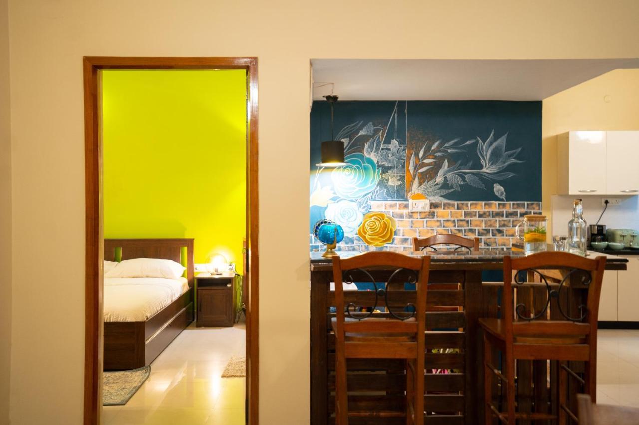 Luho Apartamento Bangalore Exterior foto