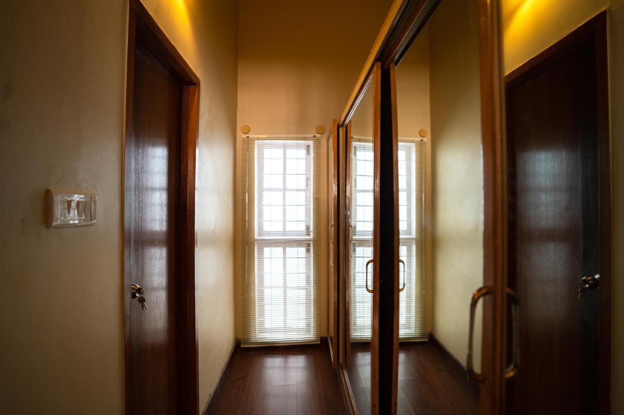 Luho Apartamento Bangalore Exterior foto