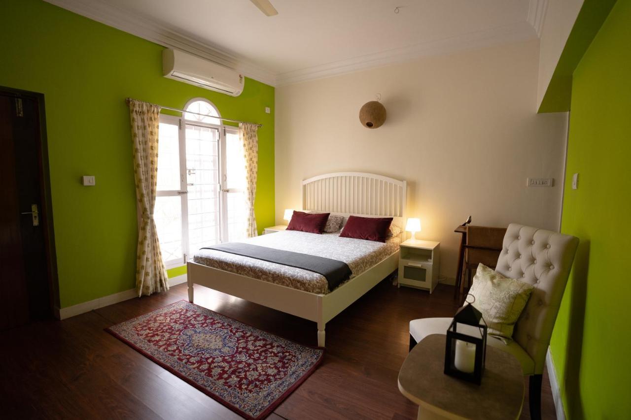 Luho Apartamento Bangalore Exterior foto